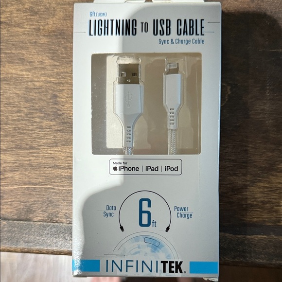 White Lightning to USB Cable 6ft - Picture 1 of 3